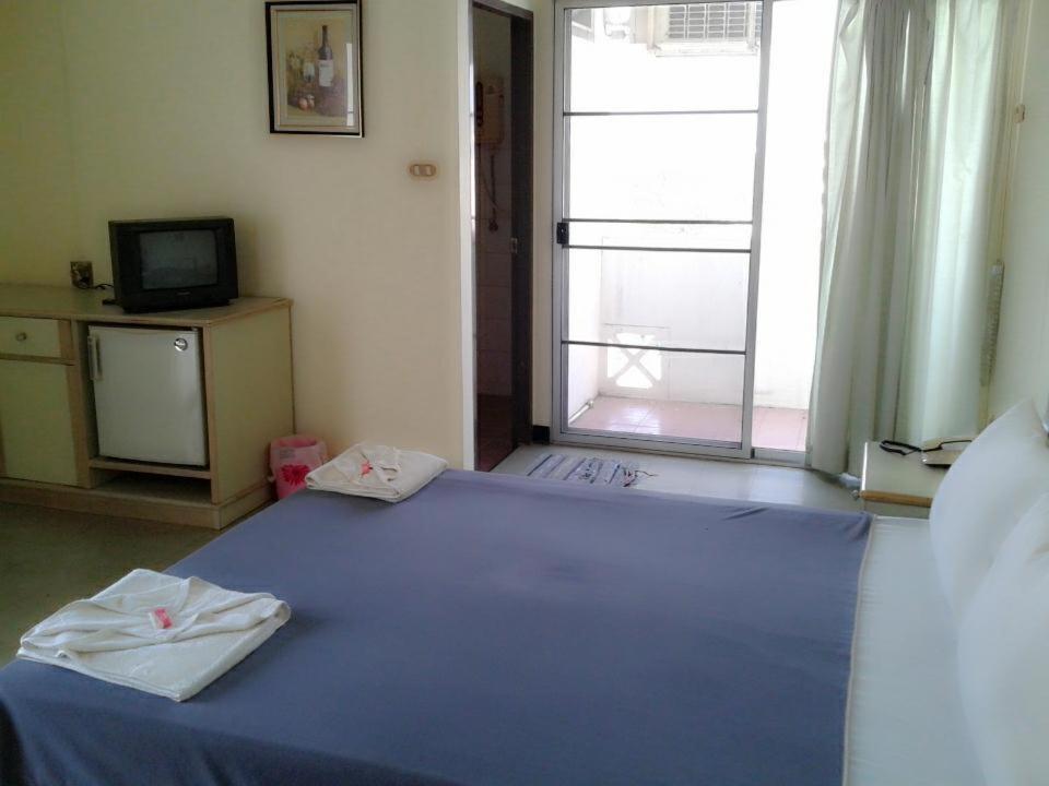 M In Korat Service Apartment Nakhon Ratchasima Exterior photo