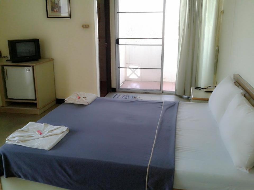 M In Korat Service Apartment Nakhon Ratchasima Exterior photo